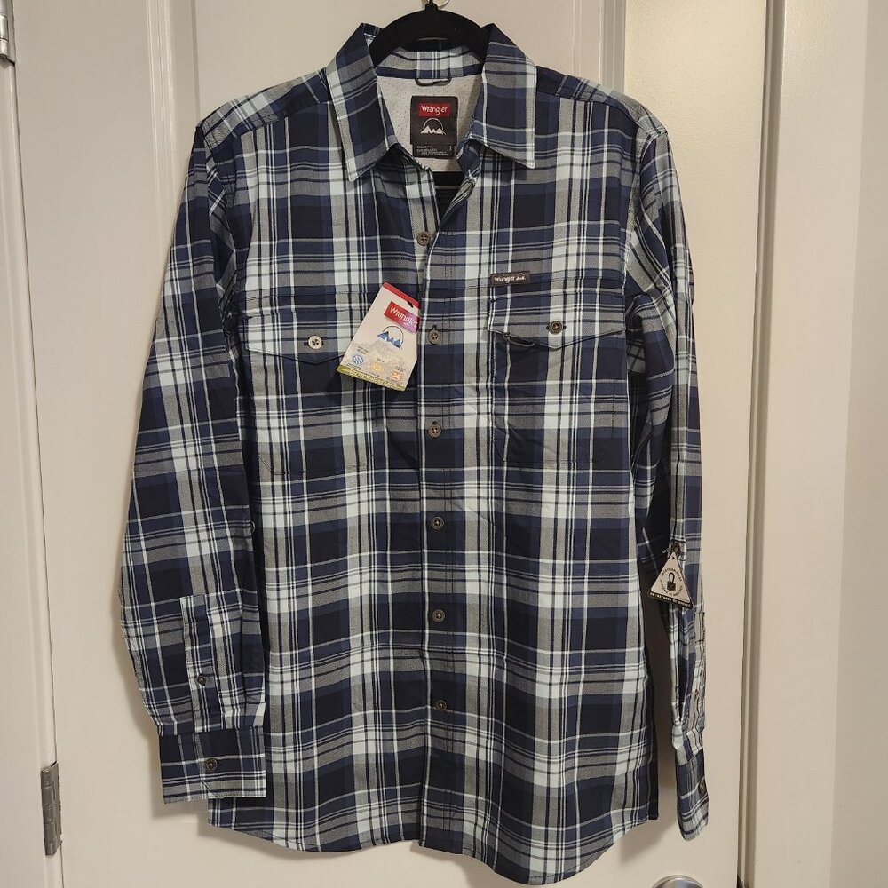 NWT - Men's Wrangler Long Sleeve Performance Utility Shirt Regular Fit - Size S